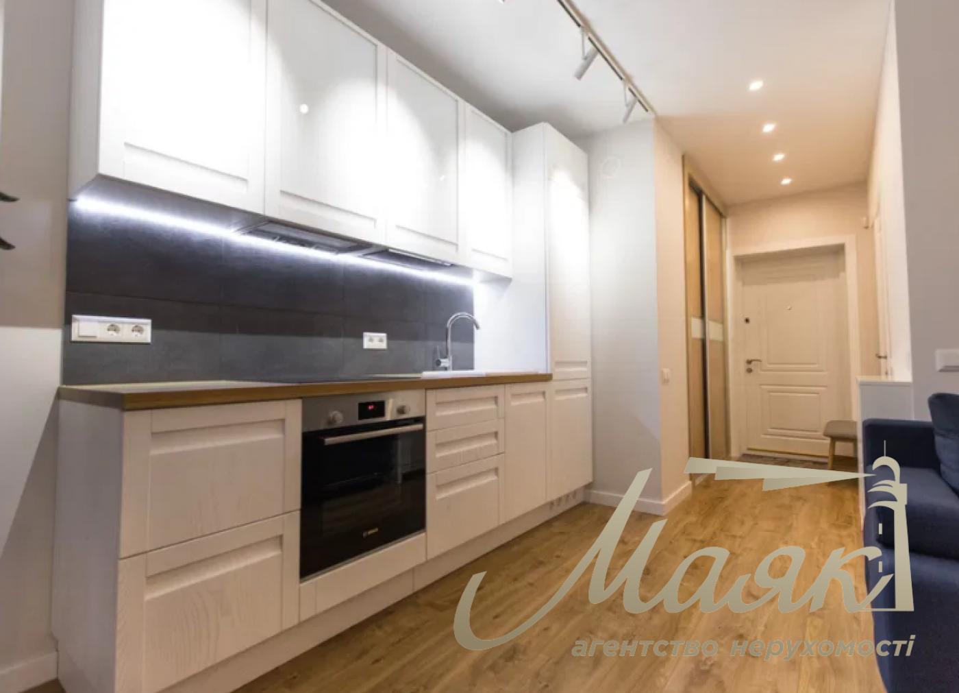 Rent 1 bedroom apartment in LCD French Quarter 2, Pechersk district.
