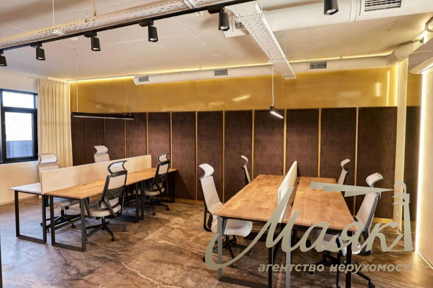 155 m² office space for rent in the Busov Hill residential complex, 12 Buslovskaya St., Pechersk.