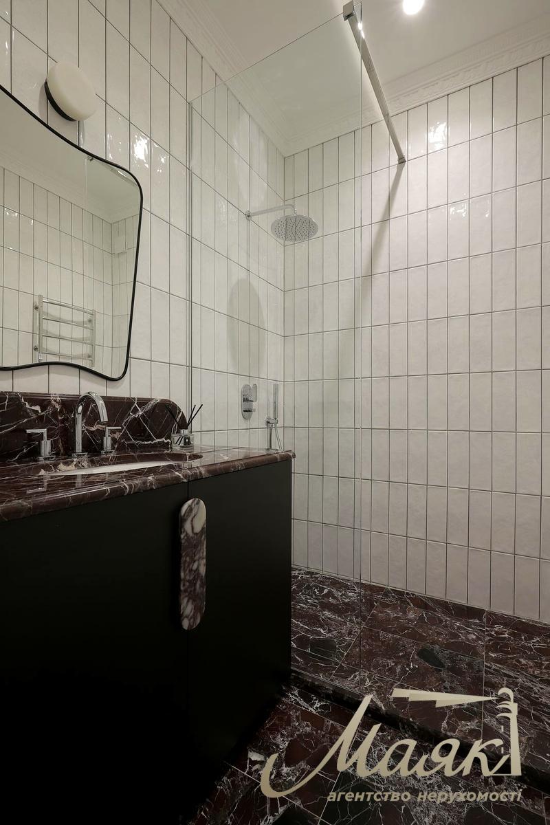 Продаж сучасної 3-кімнатної квартири з дизайнерським ремонтом у ЖК Edelweiss House, Печерськ