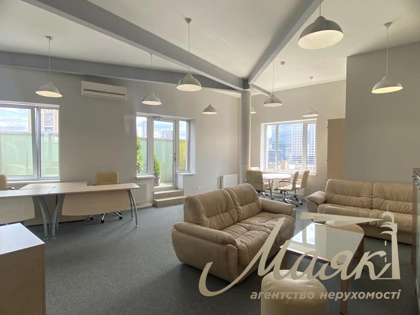 Оренда мебльованого офісу в БЦ вул.Гайдара 58/10, метро Олімпійська.