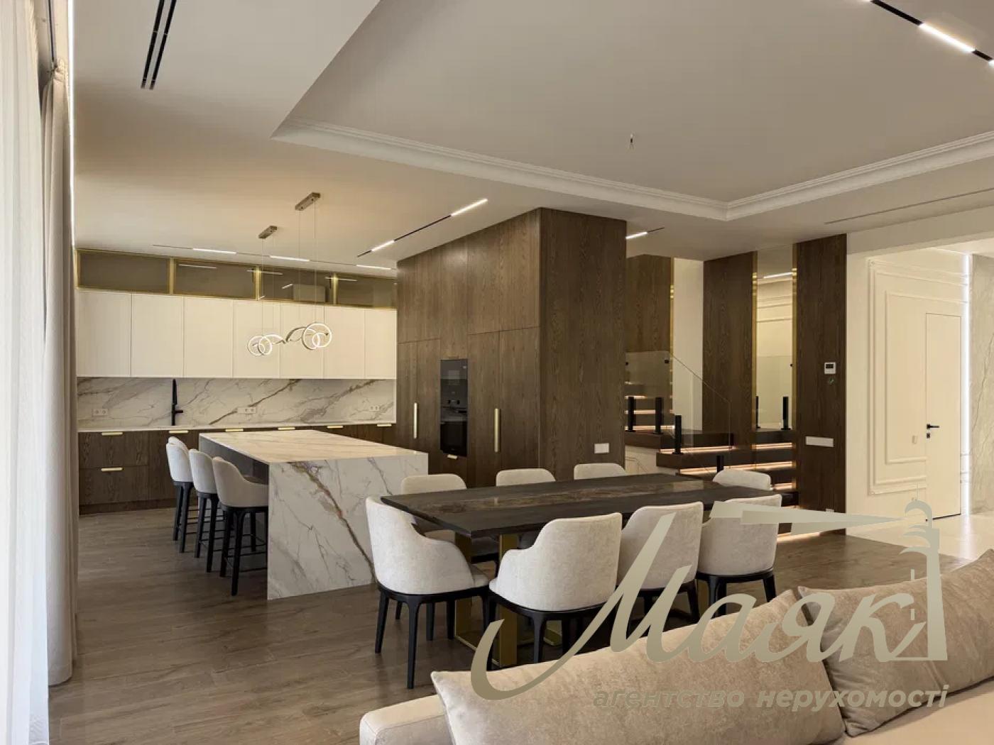 Продаж 2-поверхового будинку площею 326 м², Ходосівка, КГ «Нова Ходосівка»