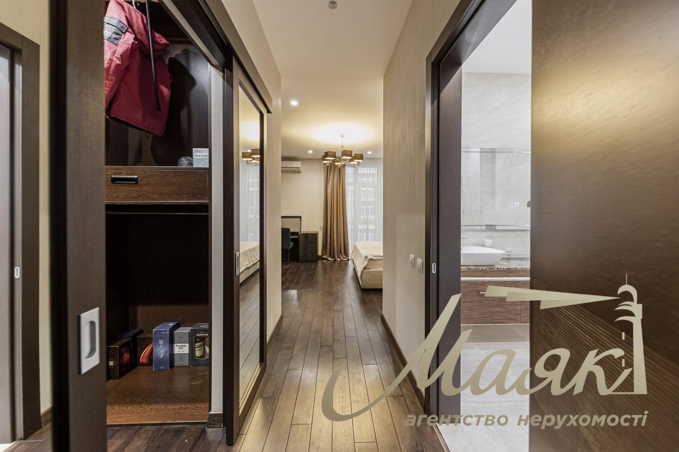 Оренда 4-кімнатної ЖК Французький Квартал, вул. Саперне Поле 12, 164м2