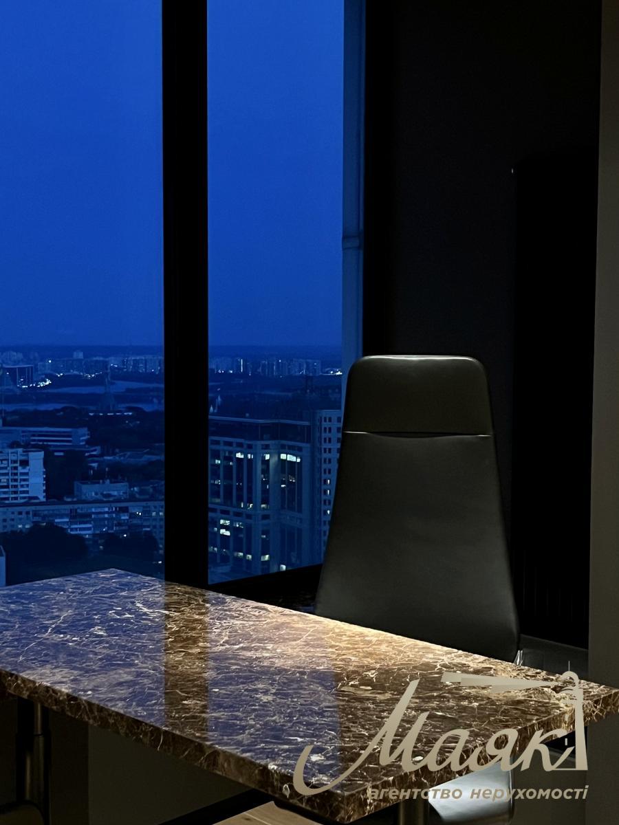 Продажа офиса премиум-класса 162 м² в БЦ Carnegie Tower, Киев