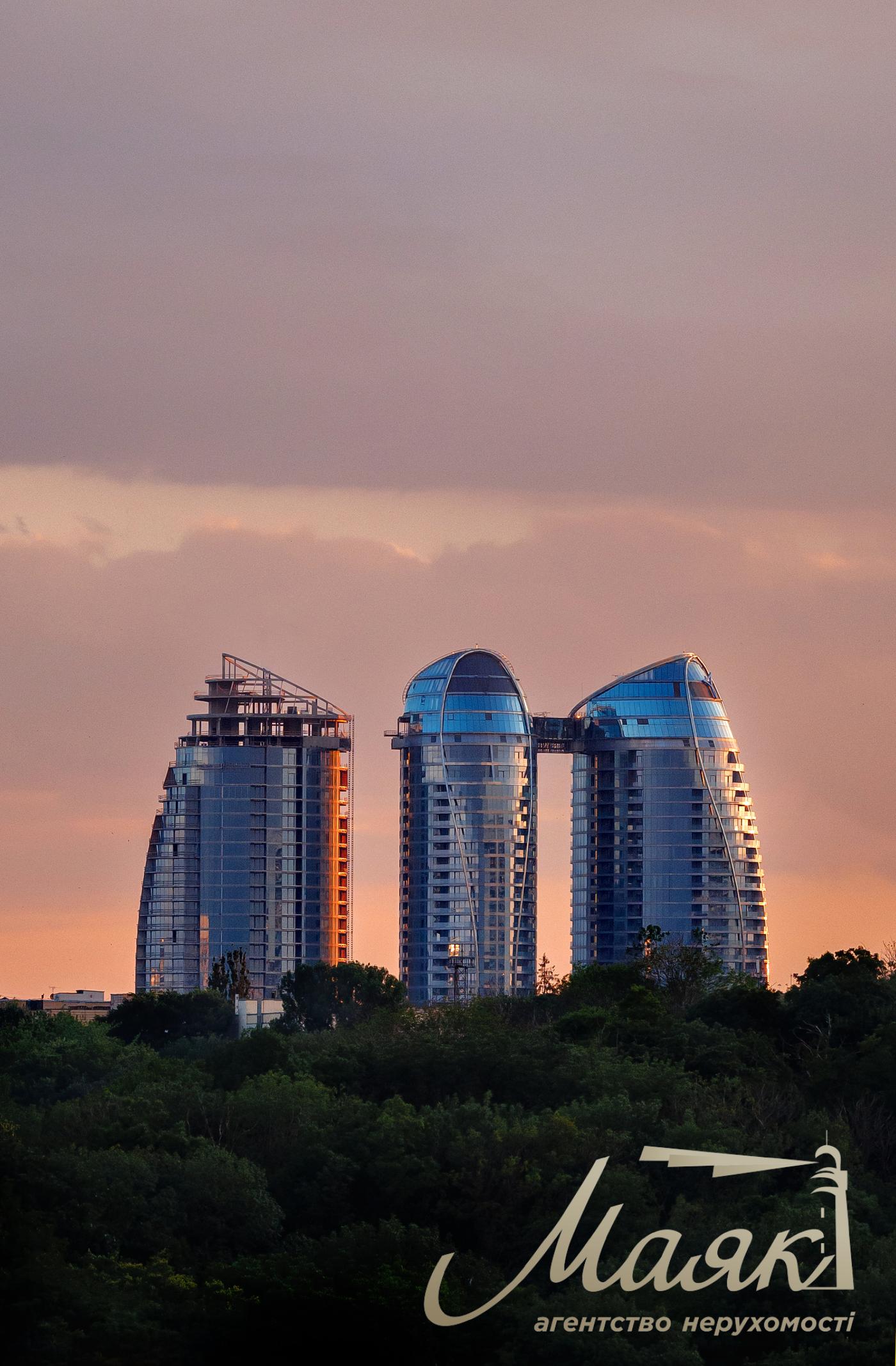 Продажа коммерческого помещения под офис 62 кв.м в ЖК Taryan Towers, Печерск 