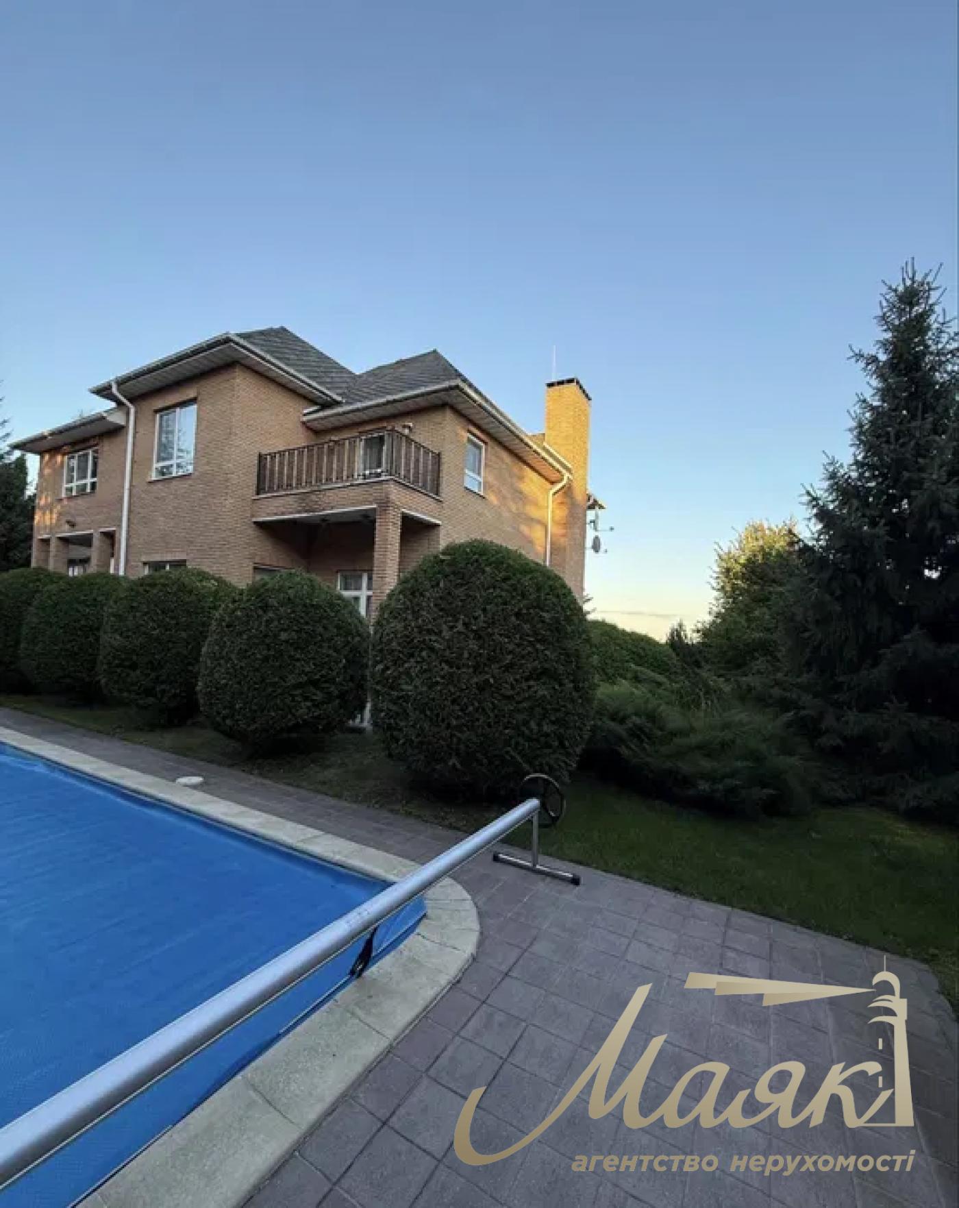 Оренда 2х-поверхового будинку 320м2 з басейном в Лісниках, Поруч з КМ "Зелений гай", 15 соток. Обухівський район, Київська область