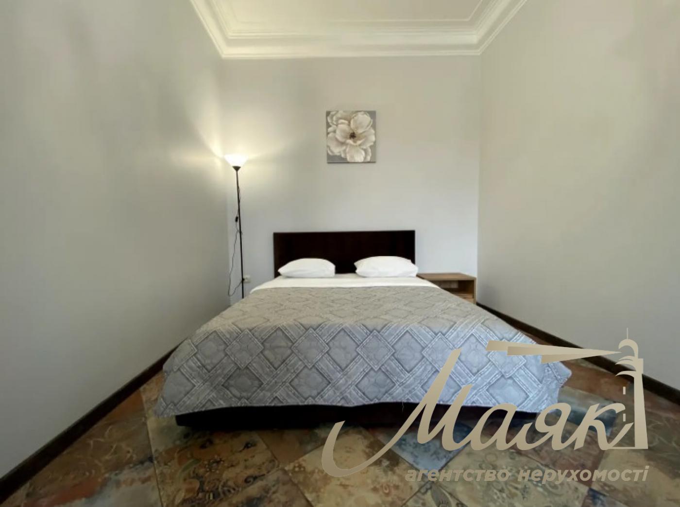 Оренда 3х кімнатної квартири, вул. Софіївська1, Майдан Незалежності