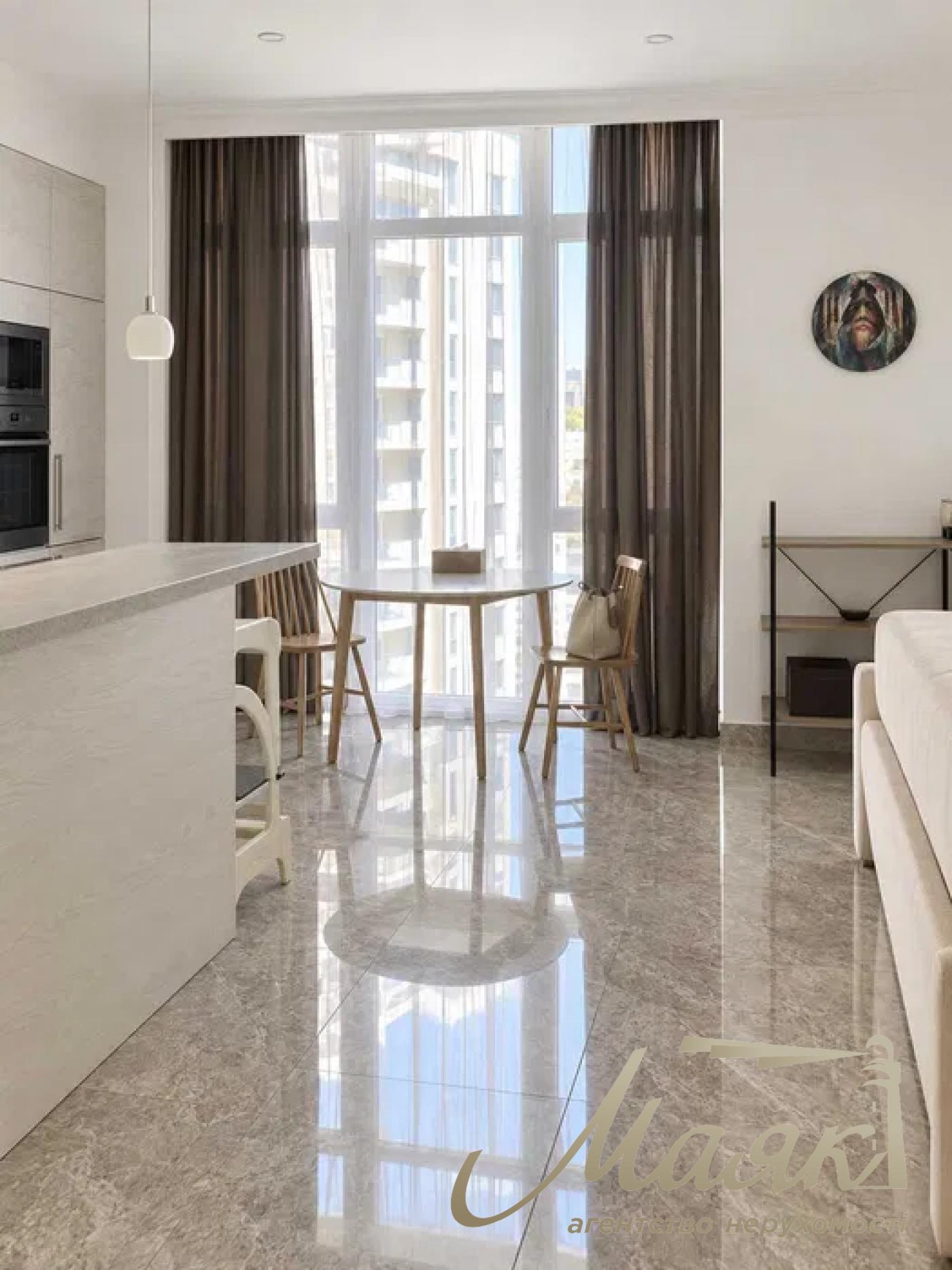 2-Bedroom Apartment for Rent in the Boulevard of Fountains Residential Complex, 86 sq. m.