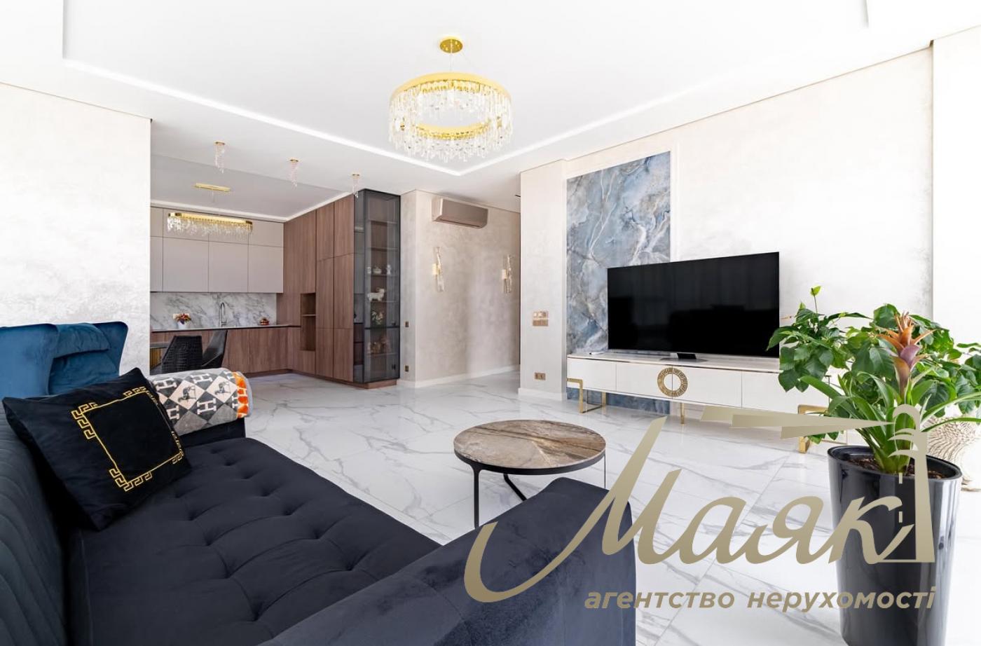 Продаж 3-кімнатної квартири 104м2 у ЖК "Новопечерські Липки", вул. Андрія Верхогляда, 17в, Печерський район, Центр.