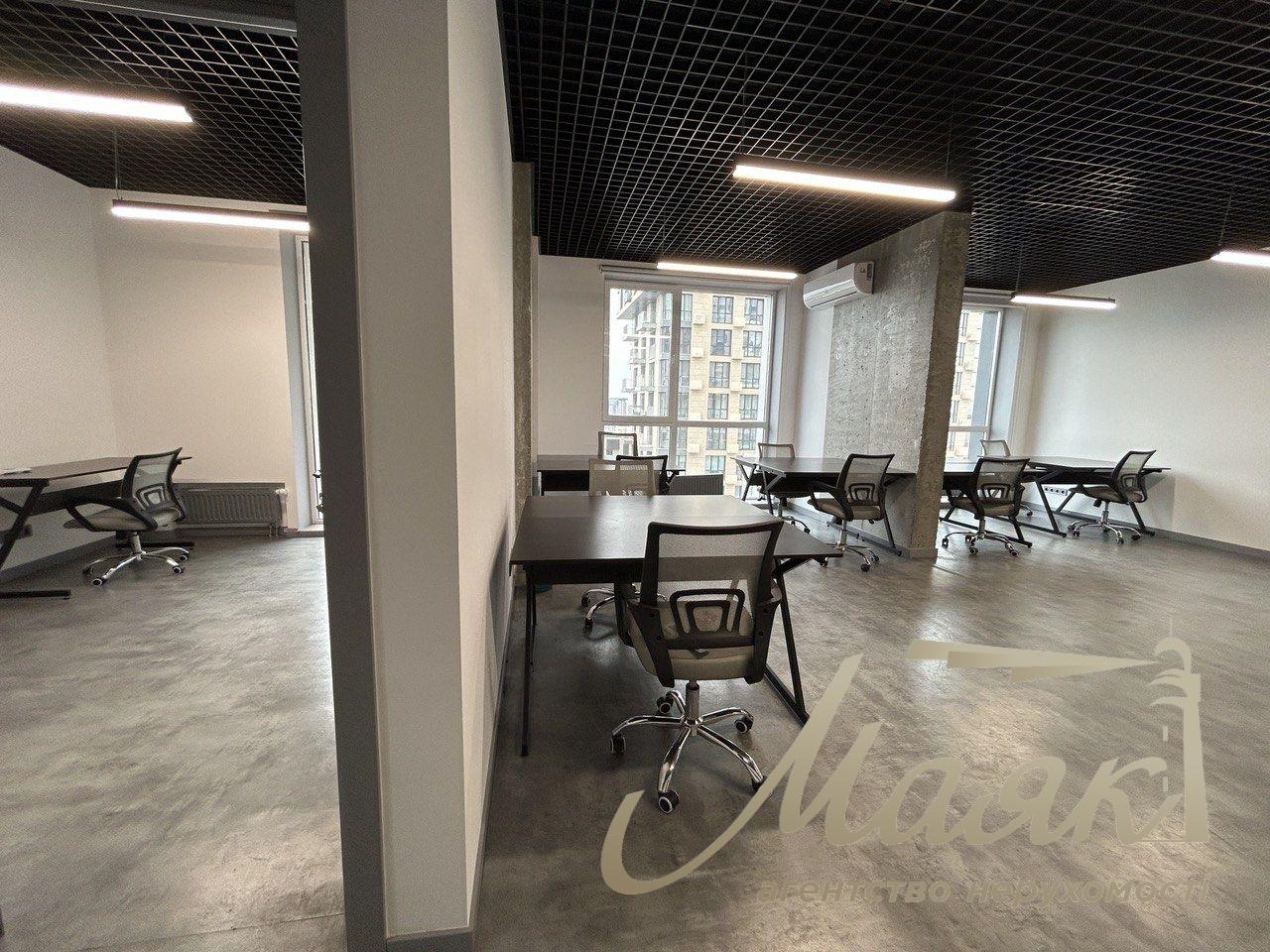 Office for rent in LCD Yaroslavov Grad, Center, Golden Gate.