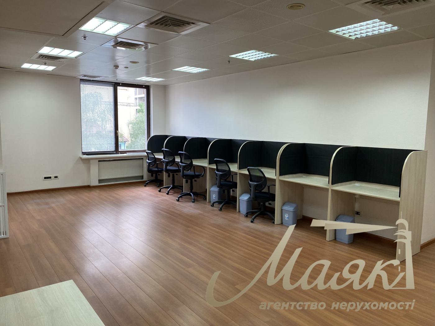 Furnished office for rent 85m2 in the center, m. Universitet