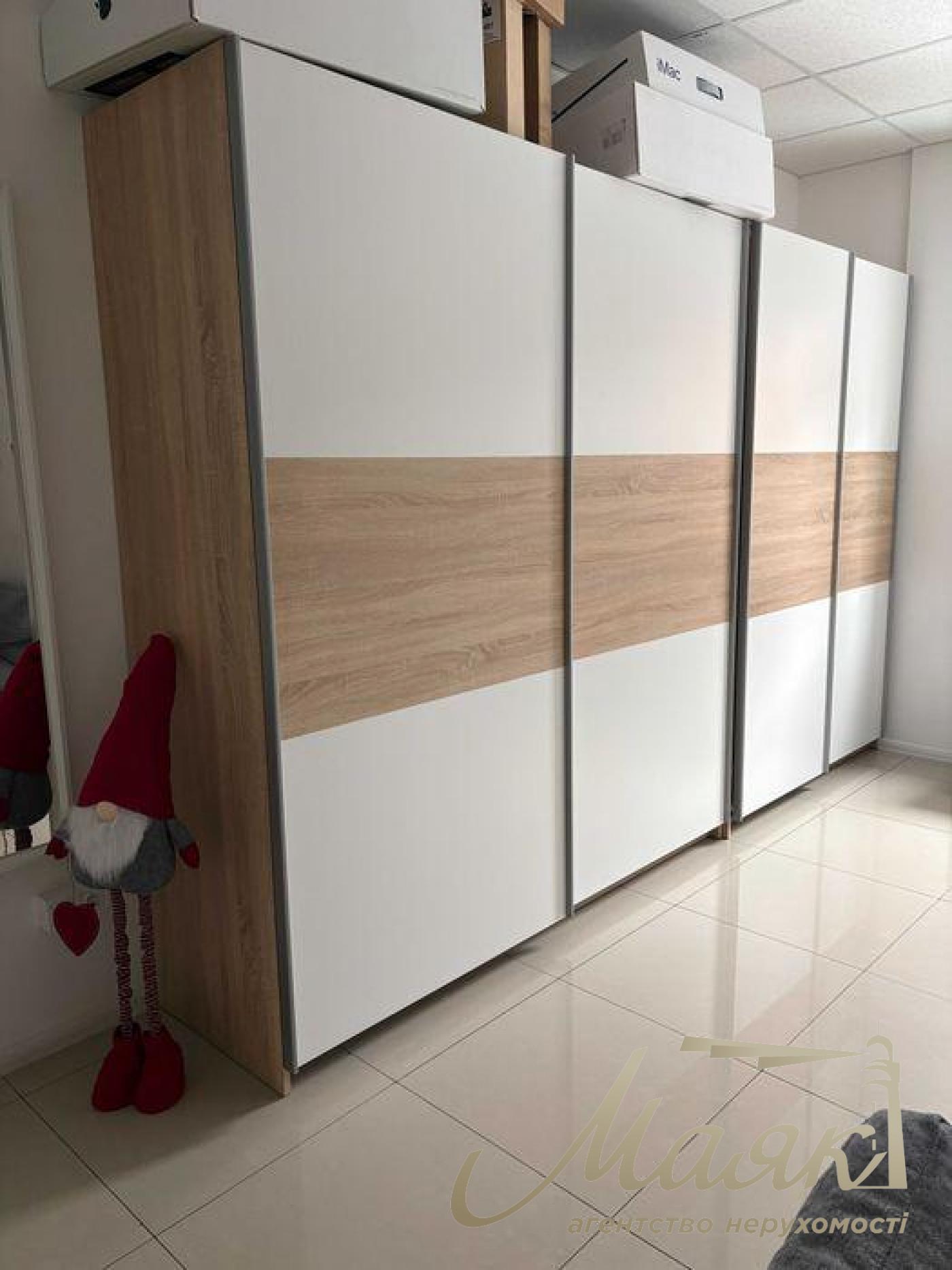 Оренда офісу площею 184 м², Печерськ, бул. Міхновського/Дружби Народів, Центр
