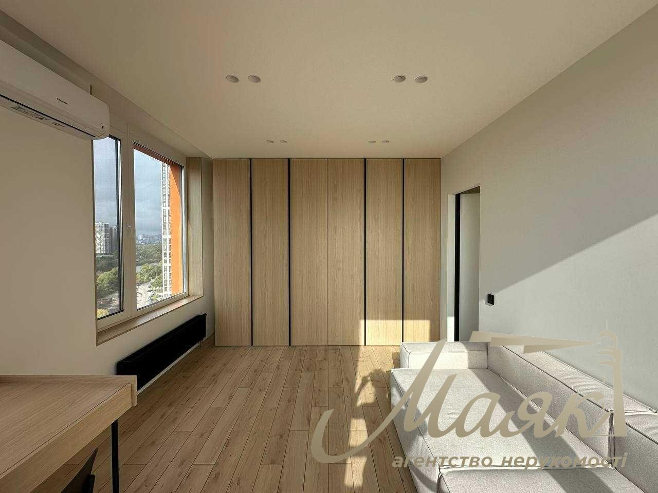 Продаж 2к квартири 69.3м2, ЖК Севен, Осокорки