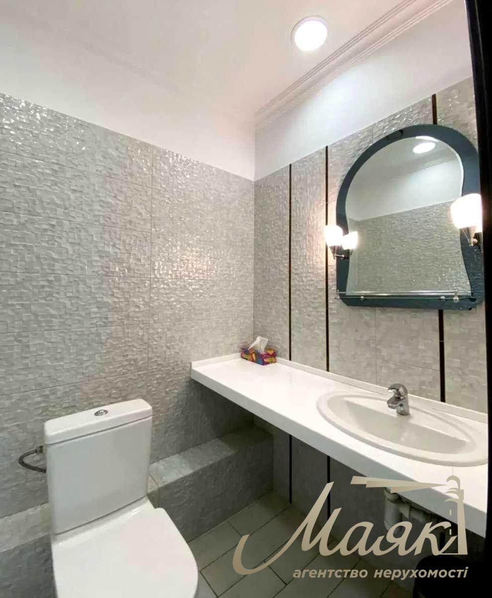 Оренда офісу (180 м²) у центрі, вул. Володимирська, 23А
