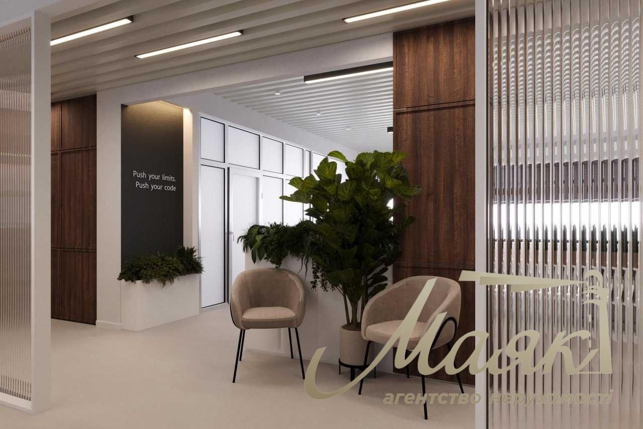 Office for rent 400 sq.m. in the business center on Golden Gate