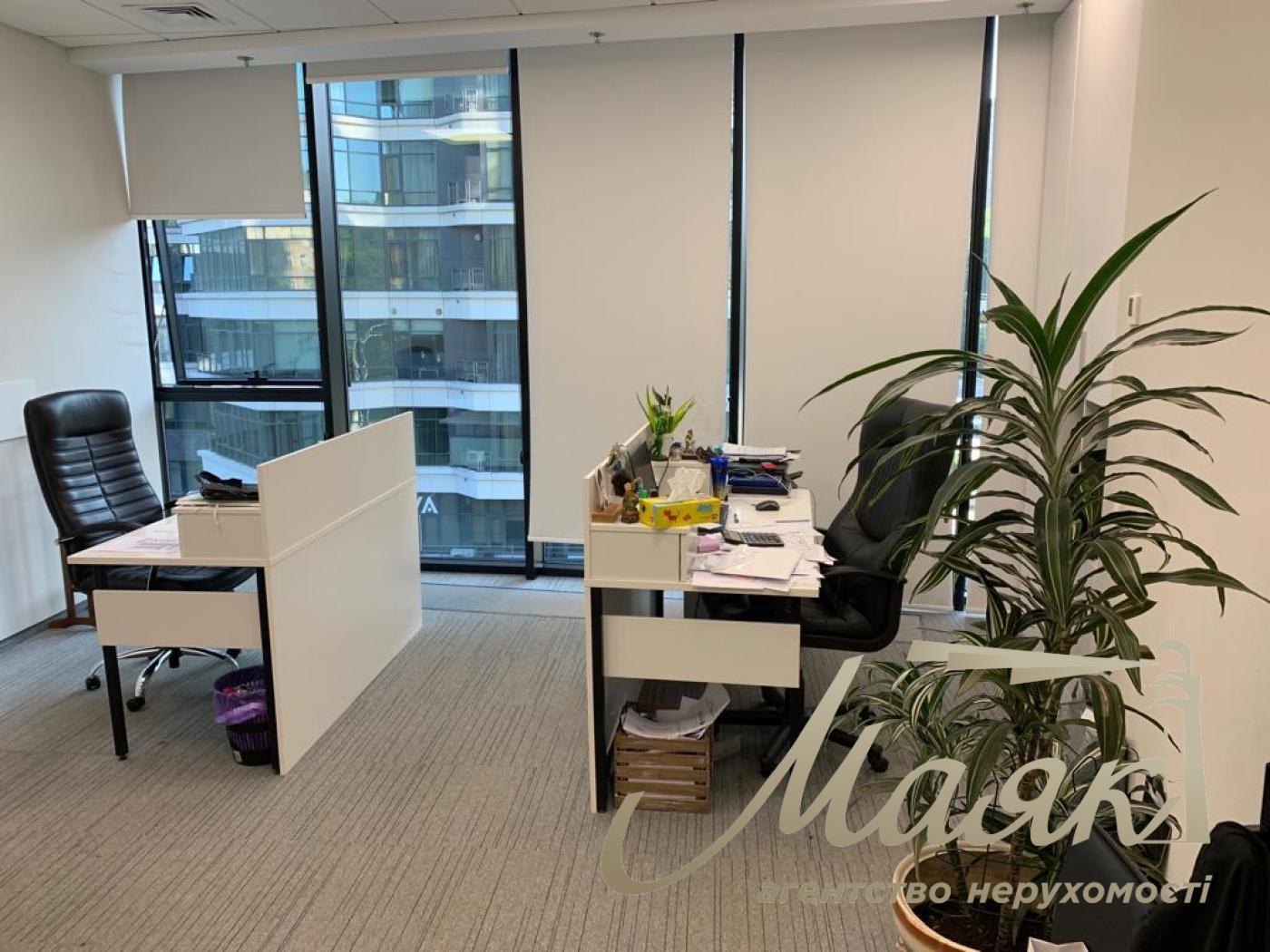 Furnished office for rent 244 sq.m. in BC IQ on Bolsunovskaya str.