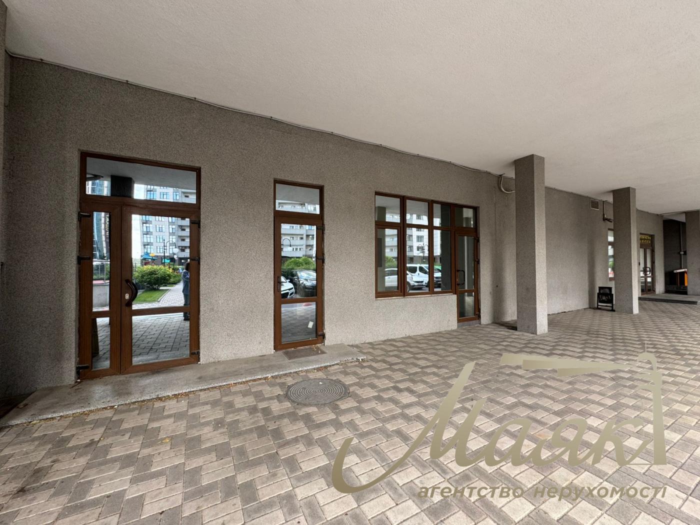 Sale facade 151m2, Novopecherskie Lipki, Verkhoglyada, 20A