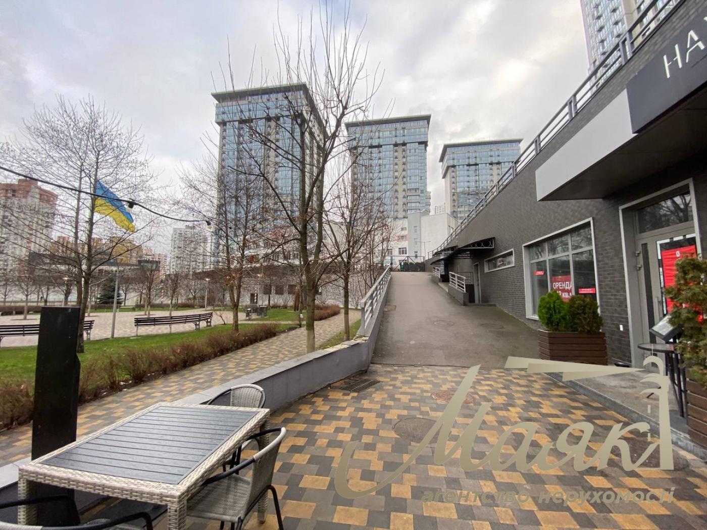 Оренда мебльованого офісу в ЖК RiverStone, Дніпровська набережна.