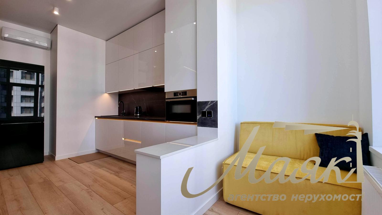 Оренда сучасної студії 60м2 у ЖК "Новопечерські Липки" Андрія Верхогляда/Драгомирова 17, Печерський район, Київ.