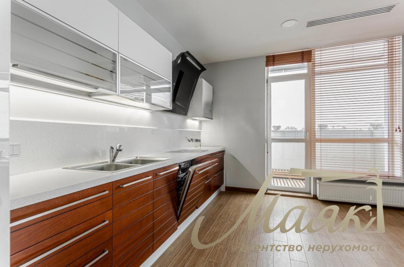 Продаж 3к-квартири в ЖК Новопечерські липки, вул. Драгомирова 5, Печерськ, Київ