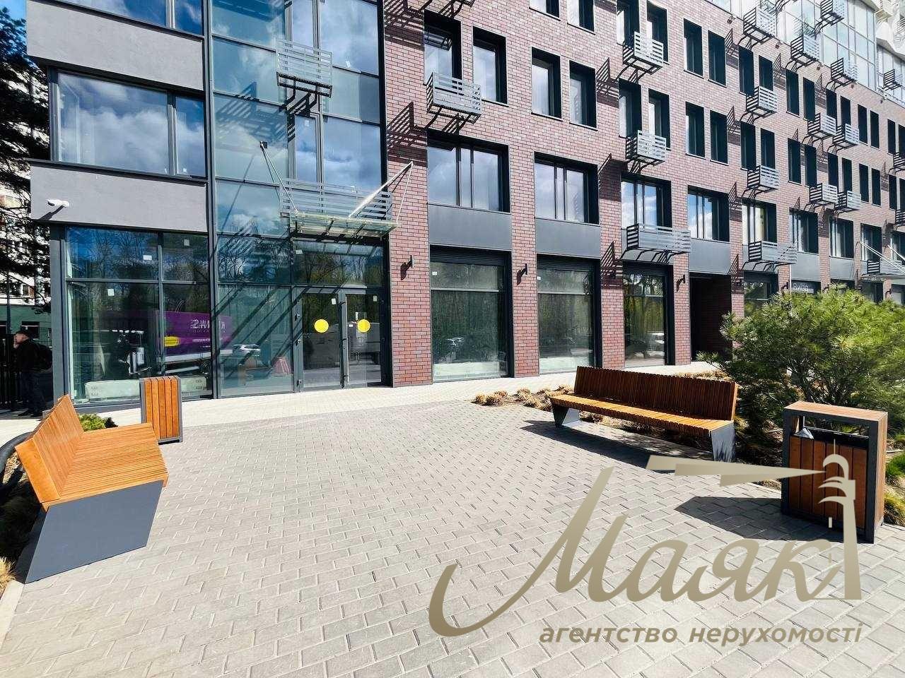 Оренда фасадного приміщення (239м2) у ЖК "Новий Автограф" по вул. Князя Романа Мстиславича 22, Дніпровський район