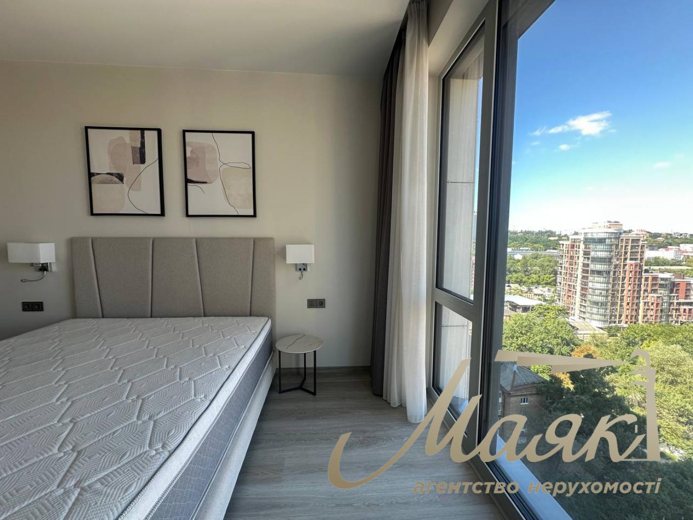 Оренда 4-кімнатної квартири у ЖК Atlantic Residences, вул. Антоновича, 118, Центр.