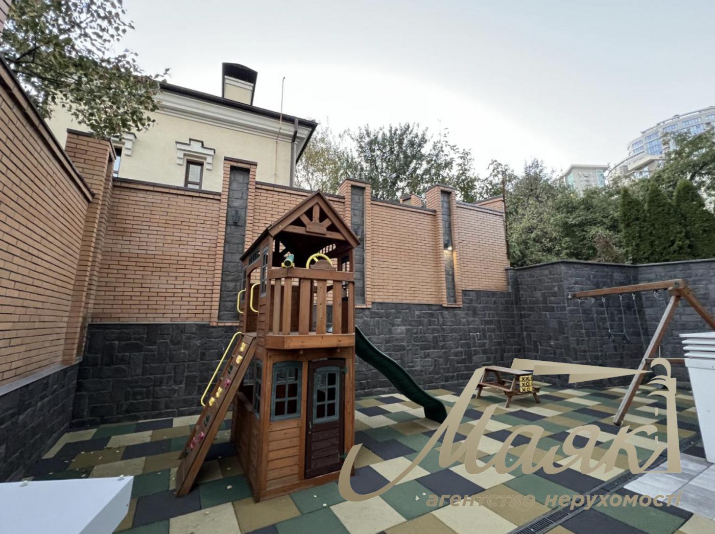 Продаж 3-х кімнатної квартири в ЖК Hidden, вул.Садово-Ботанічна 46, Печерськ.