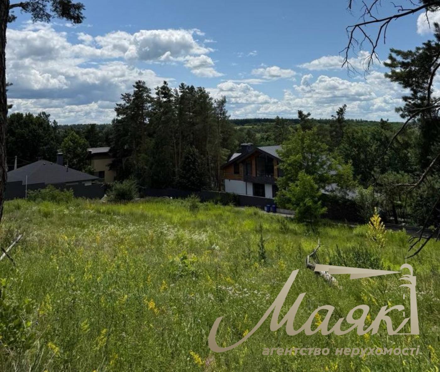 Продаж видових земельних ділянок від 14 до 40 соток у Лісниках, Києво-Святошинський район.