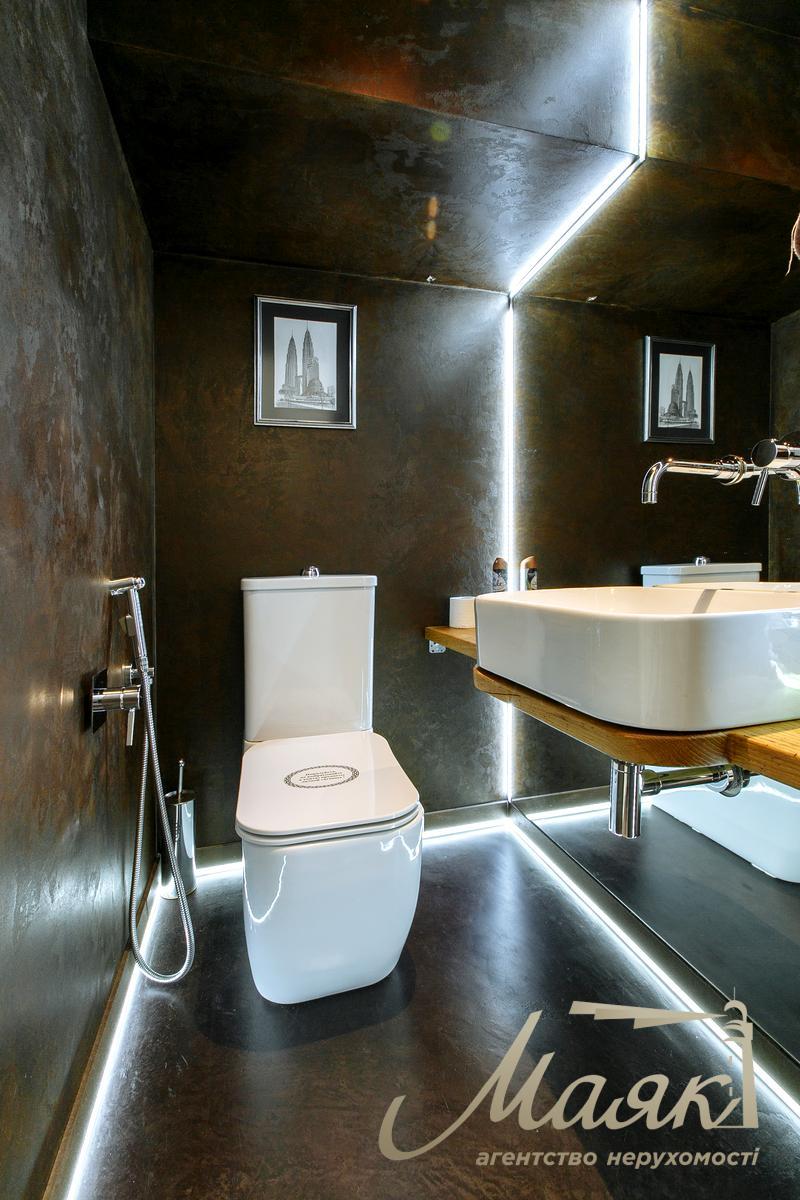 Оренда мебльованого офісу 180 кв.м вул. Шота Руставелі вул., 30-Б