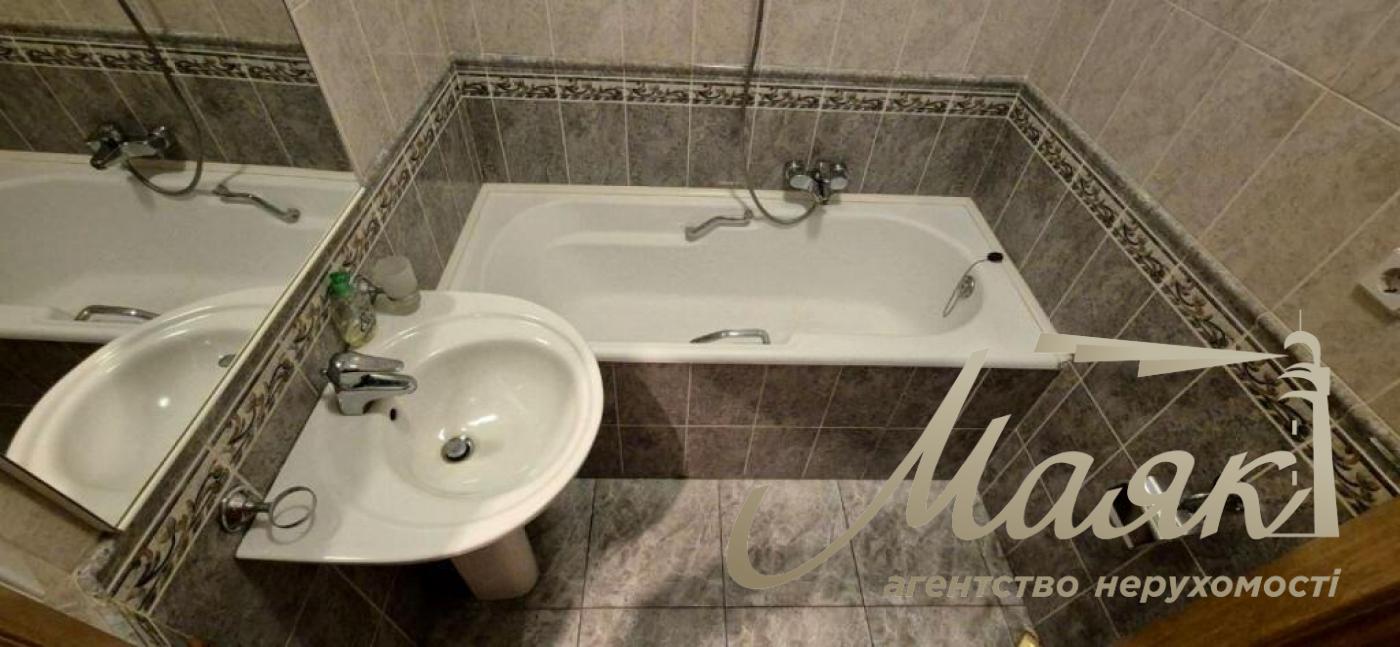 Оренда офісу 120 м2 вул. Інститутська, 19В, Печерський р-н