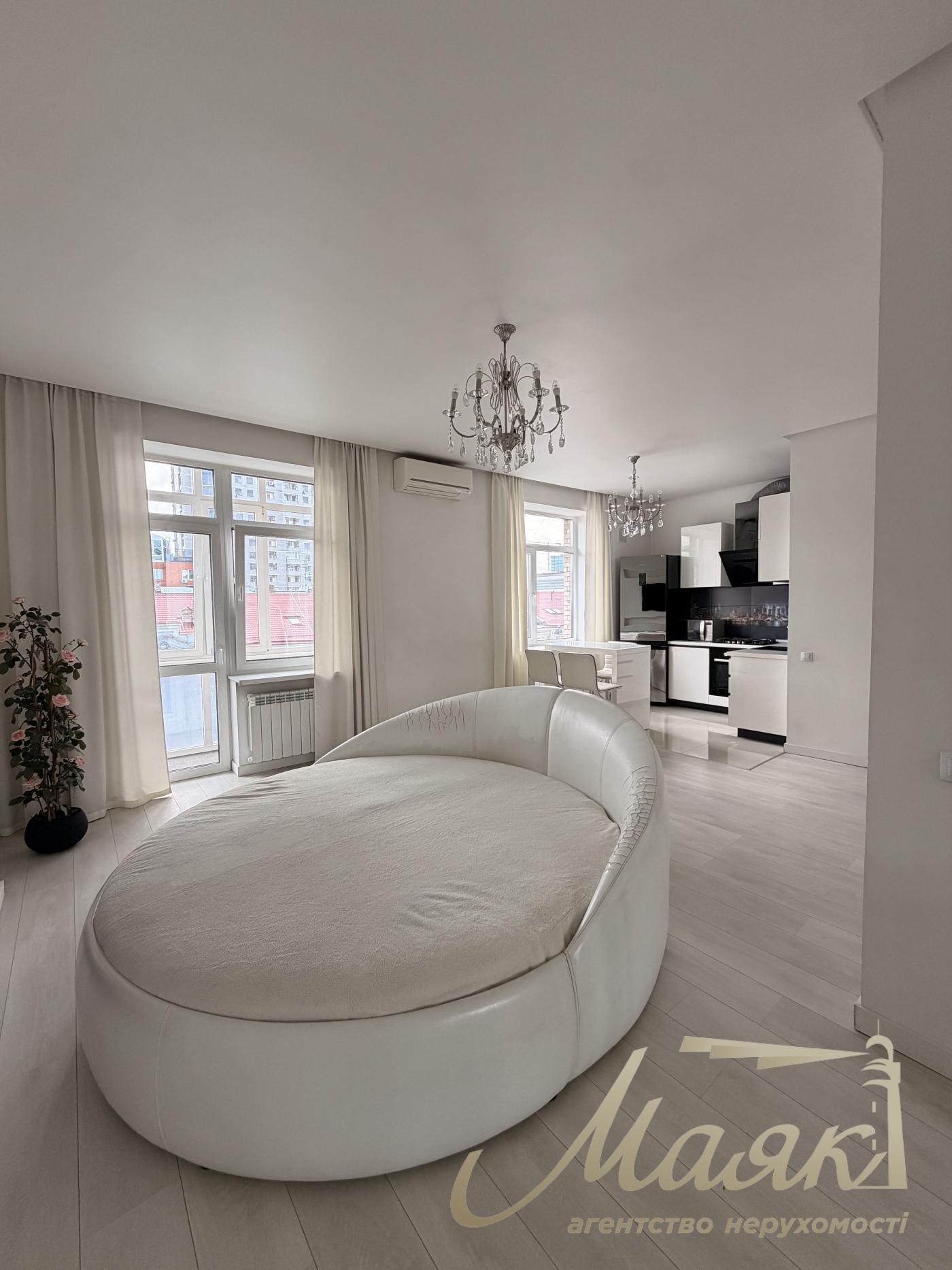 Studio apartment for sale on Olimpiyskaya, Bolshaya Vasilkovskaya str.