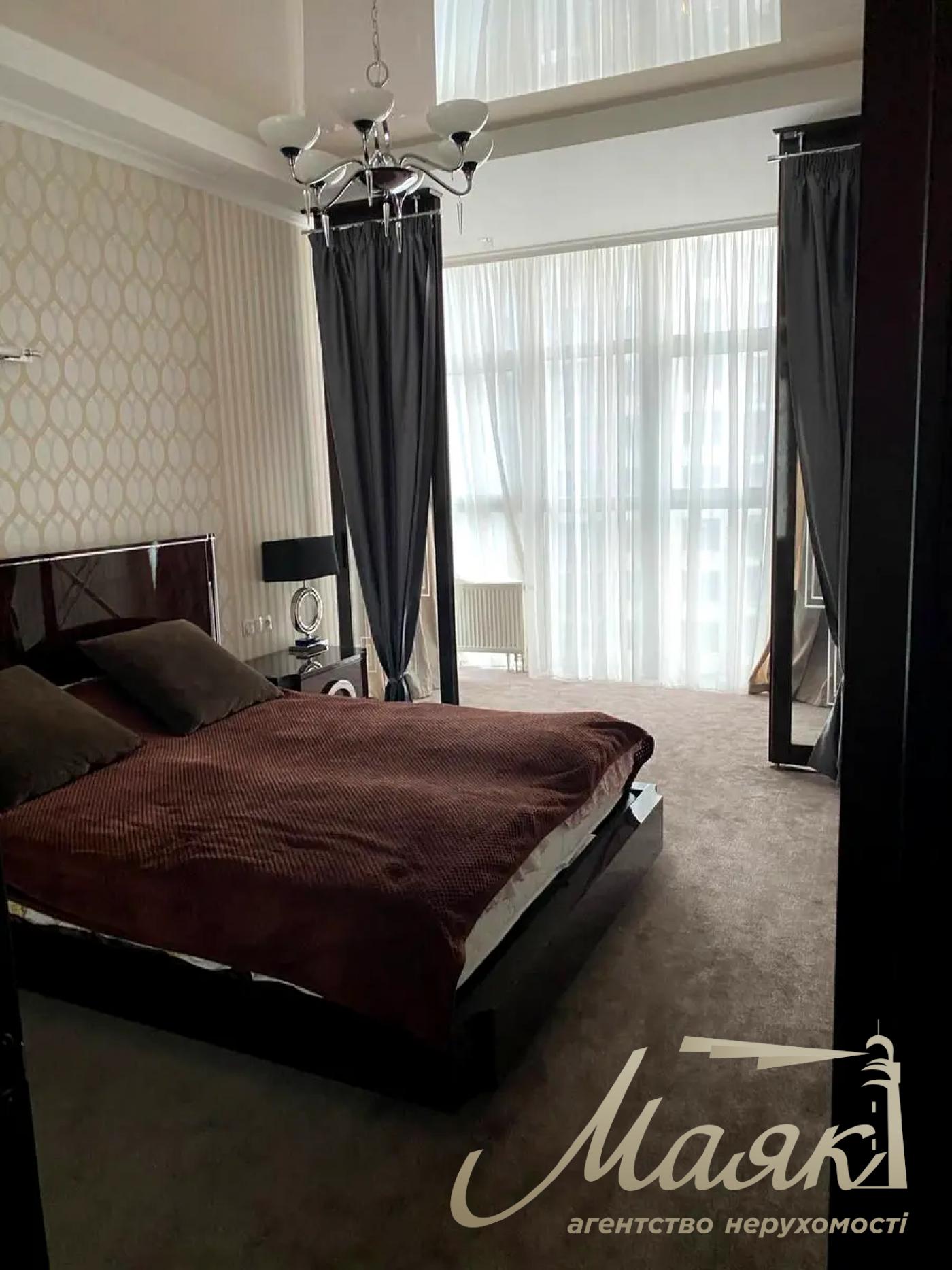 Оренда 4х квартири 153 м², вул. Андрія Верхогляда, Печерськ