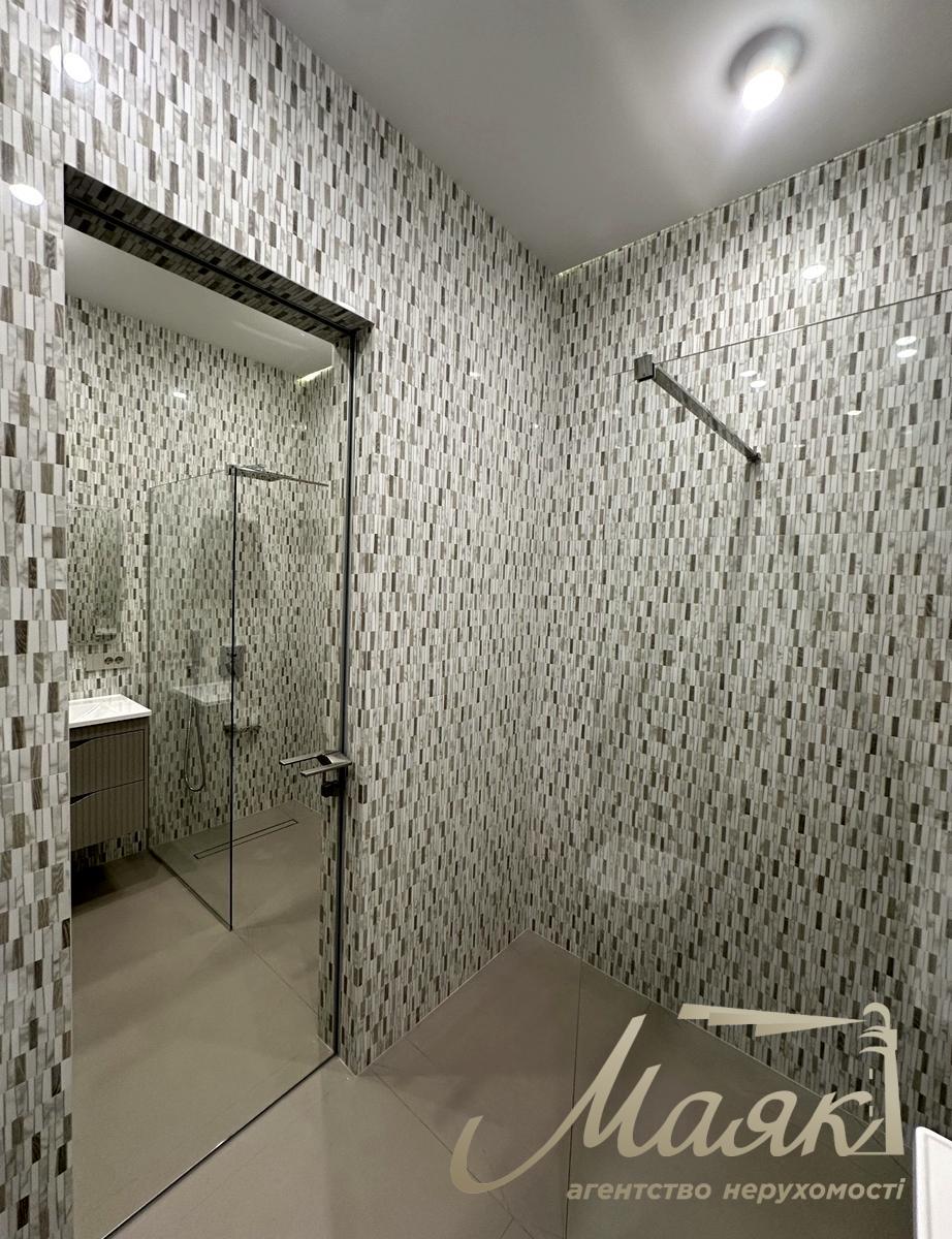 Продаж сучасного будинку 172м2 у закритому КМ Лісники, поруч ліс