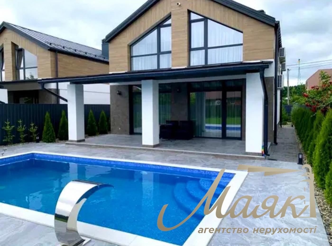 Продаж будинку з новим ремонтом 145м2, терасою та басейном у Глевасі