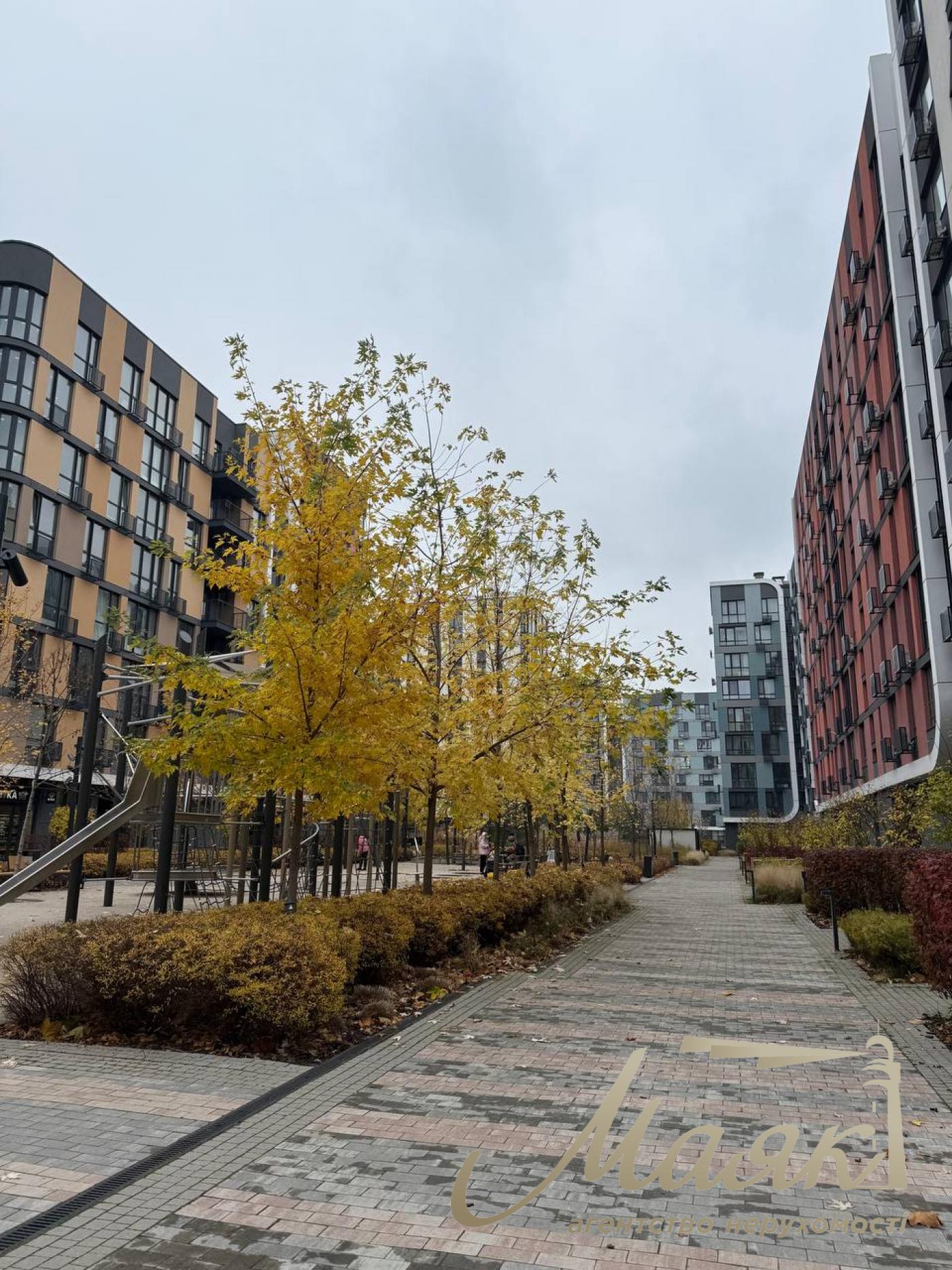 Sale of a 2k apartment in the Respublika residential complex with renovation