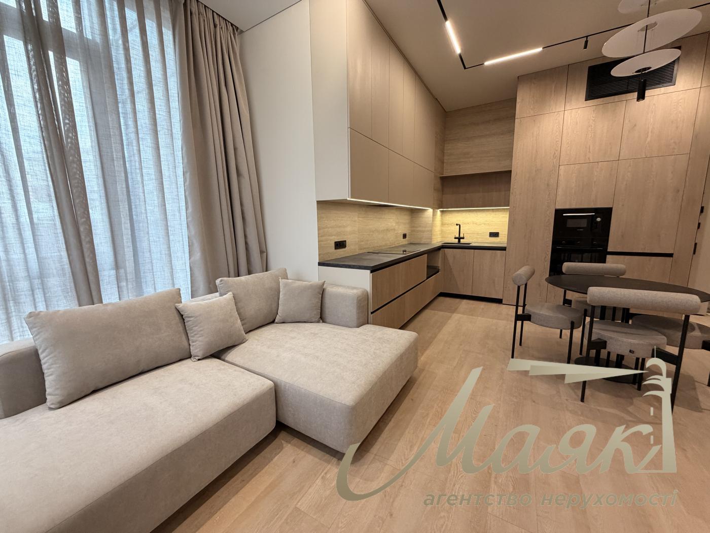 For sale 2-bedroom apartment Residential Complex A136, Antonovicha str.