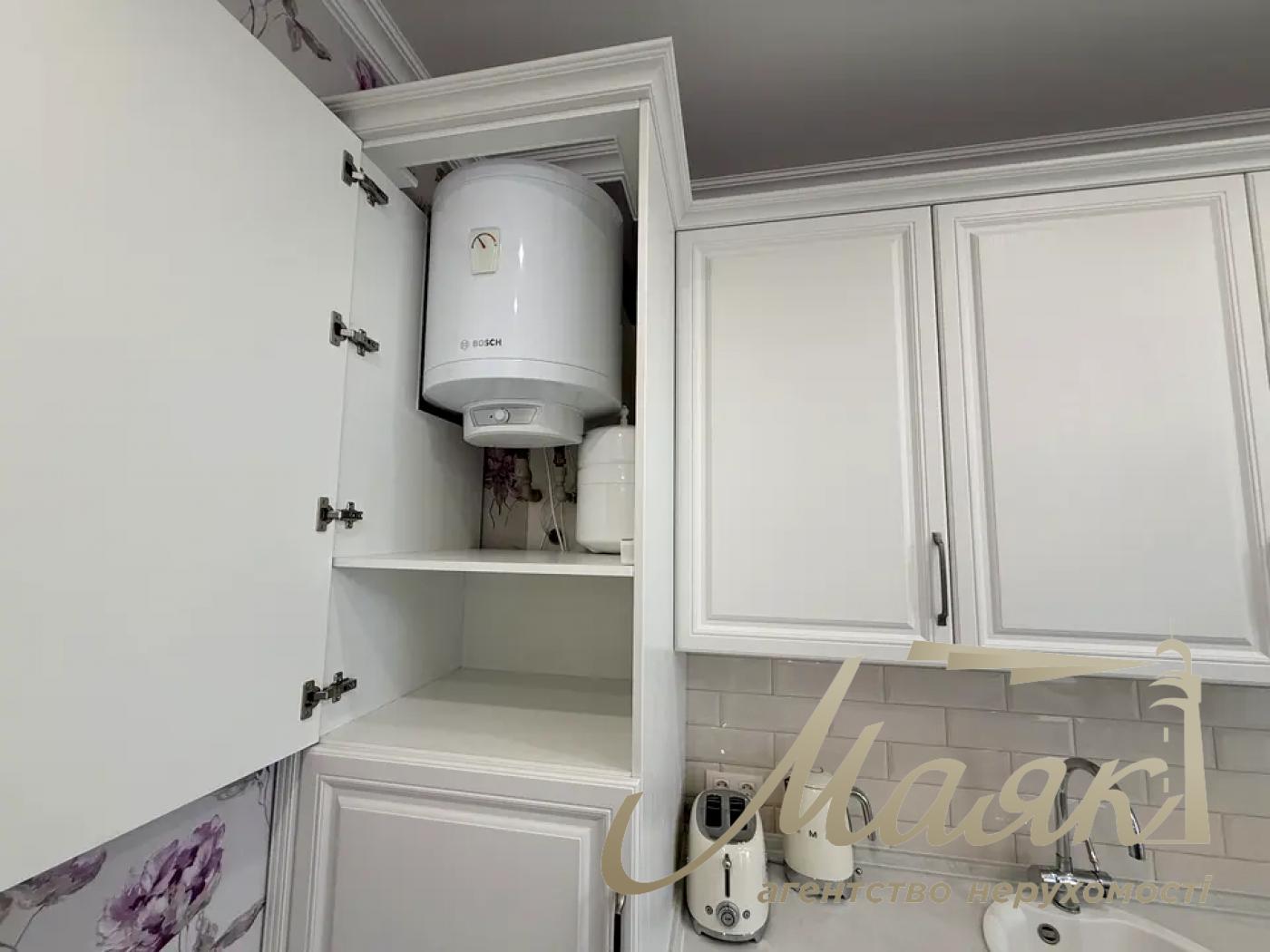 Оренда 1к квартири - студії 47м², вул. Філатова Академіка, Печерськ