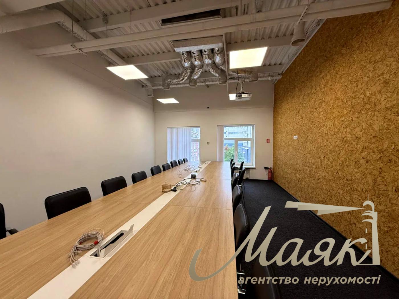 Оренда офісу 630 м2 у БЦ вул.Гайдара 58/10, Олімпійська