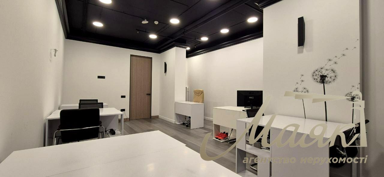 Аренда офиса 190м2 в ЖК Покровский Посад, ул.Глибочицкая.