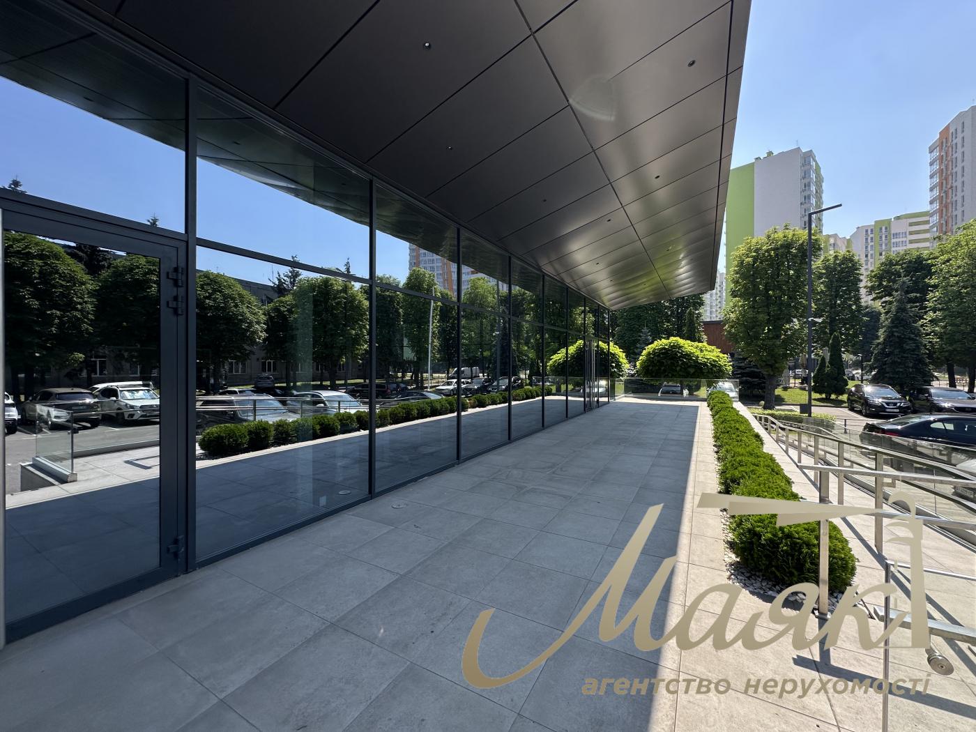 Rent a free-standing building (436m2) at the address Beresteisky Ave. 67, Svyatoshinsky district