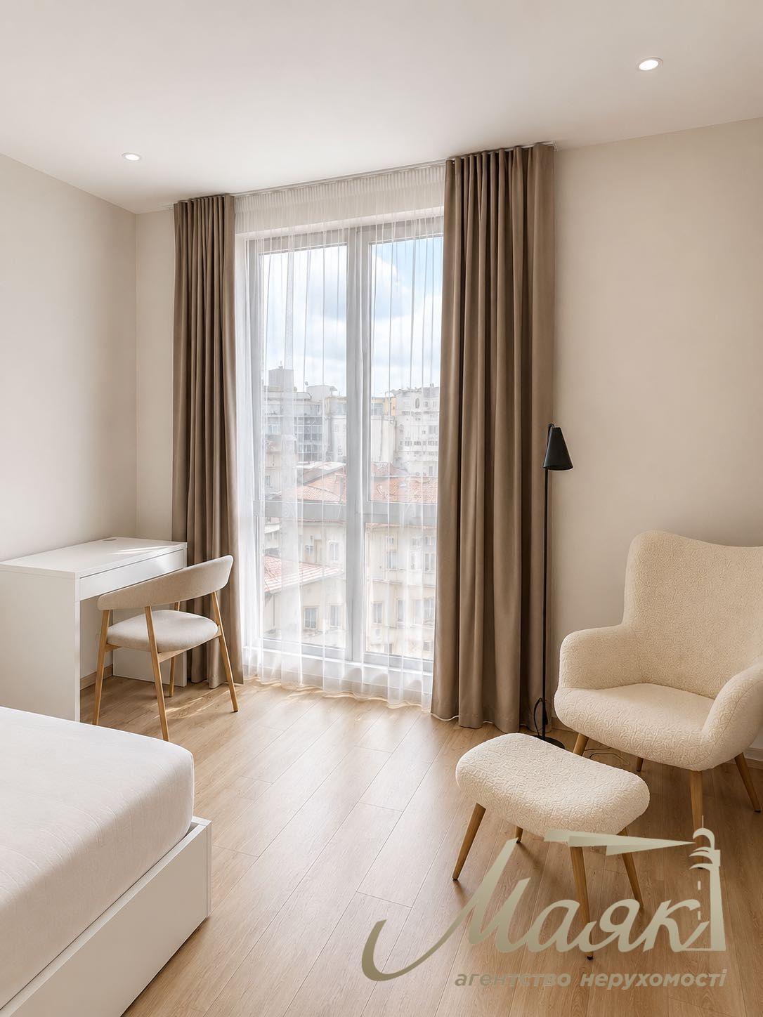 Аренда 1-комнатной квартиры (50м2) в ЖК "Illinsky House", Набережно-Крещатицкая 21