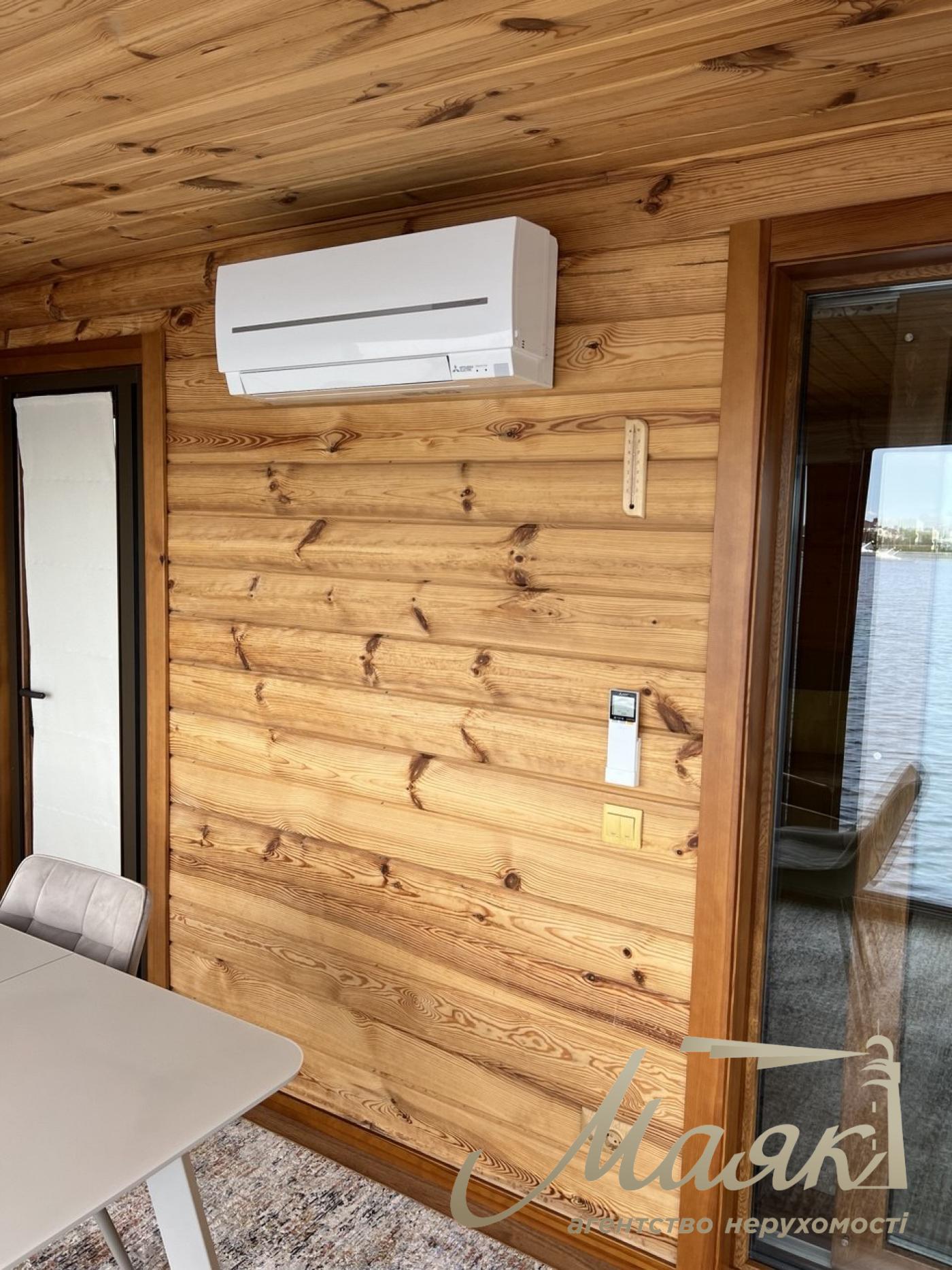 Продаж будинку на воді площею 200 м², 7 соток, Рів'єра-Золоче, Бориспільський район