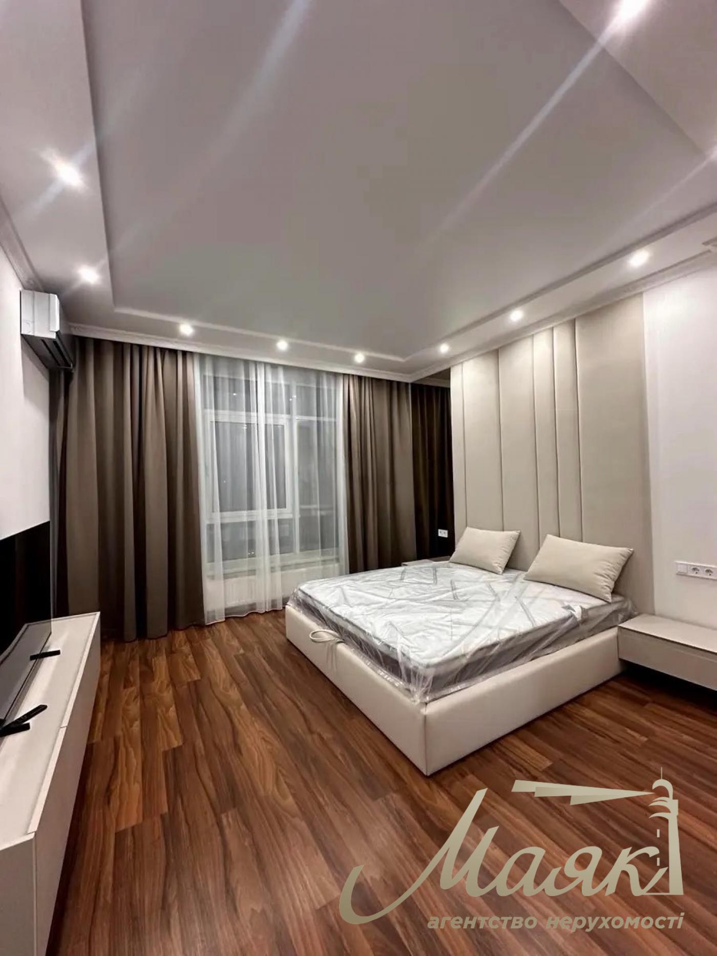 Продажа 3х-комнатной квартиры 86м2 в ЖК «Новопечерские Липки» ул. Андрея Верхогляда ул. (Михайла Драгомирова), 12, Печерский район