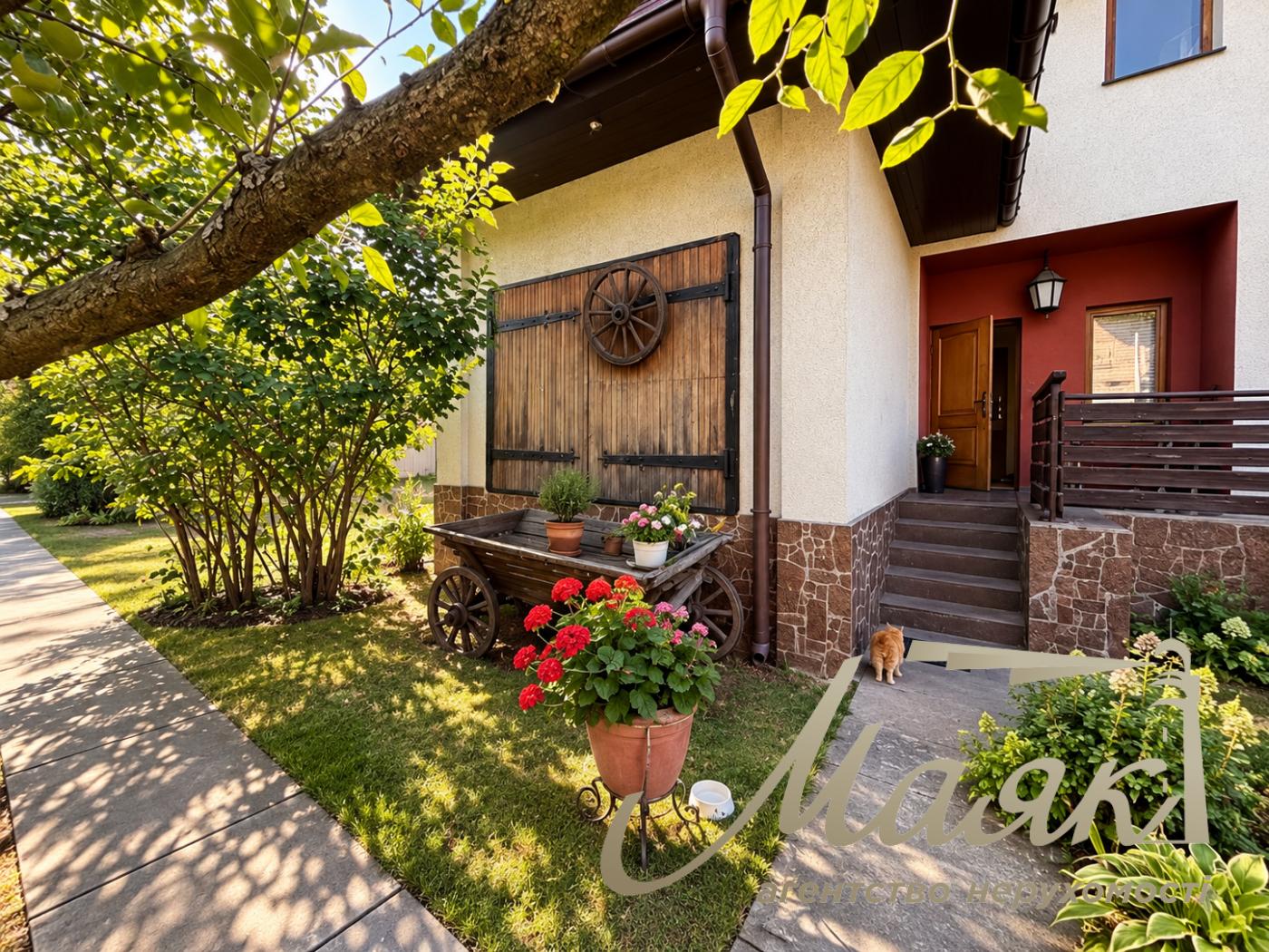 For rent: a two-story house in the town of Kozin/Koncha-Zaspa—207.9 m², 18.55 sotok, Anatoliy Solovyanenko Street, Obukhov direction, Kyiv Oblast.