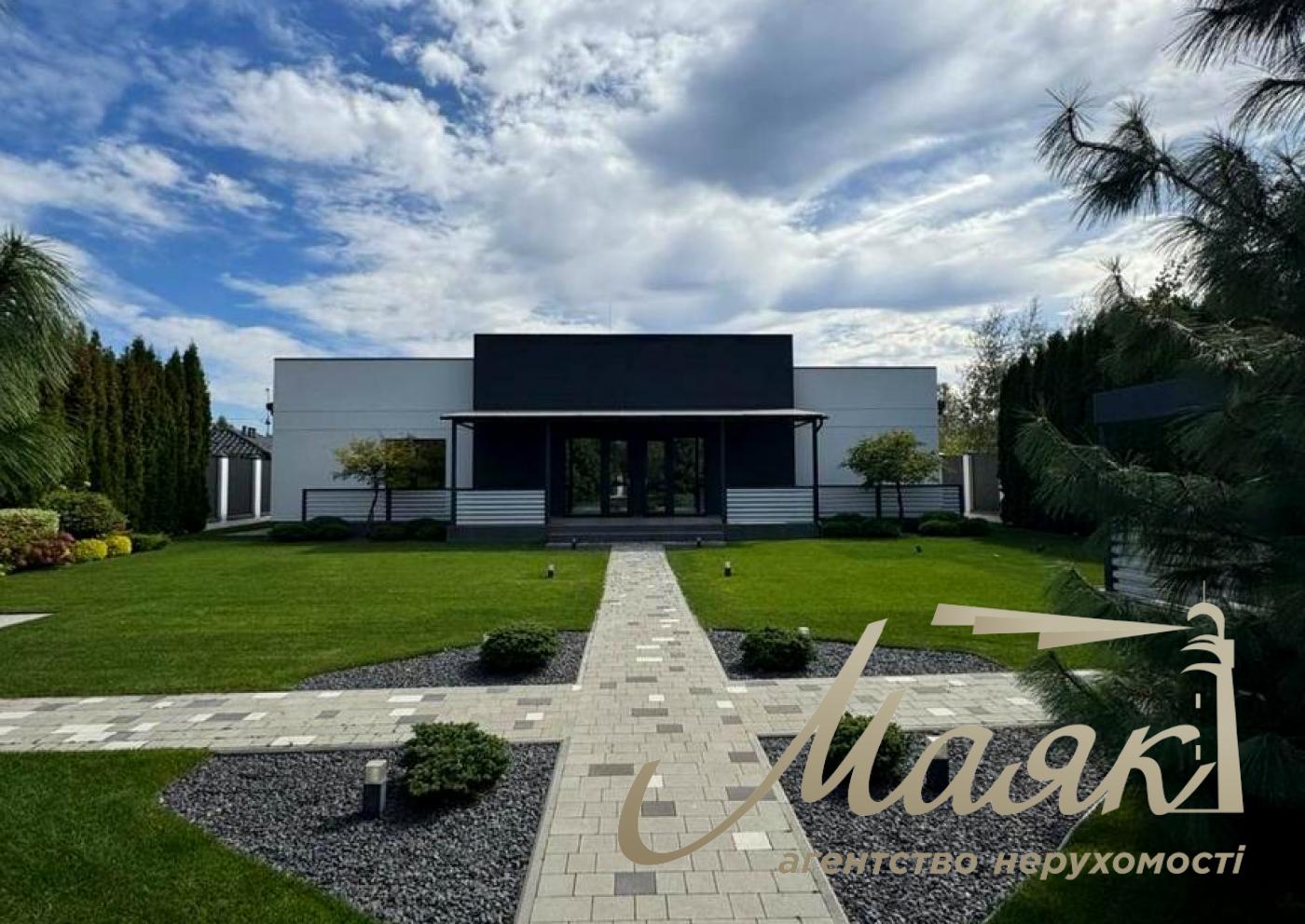 Продаж будинку площею 200 м² у смт Козин на вул. Олексіївській, Обухівський напрямок, Київська область