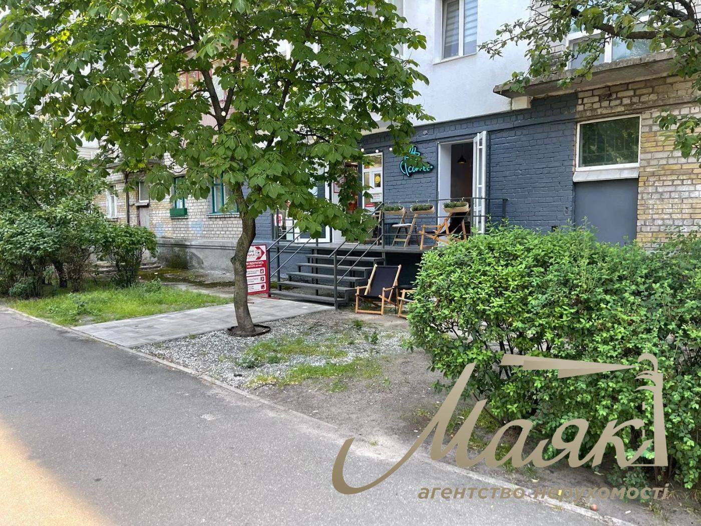 Оренда фасадного приміщення 48 м.кв. Соцмістечко, Дніпровський р-н