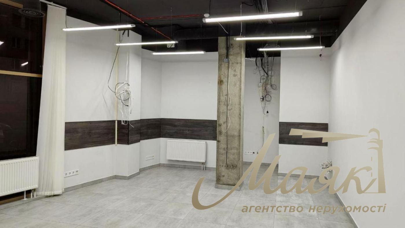 Оренда фасадного приміщення, вул. Глибочицька