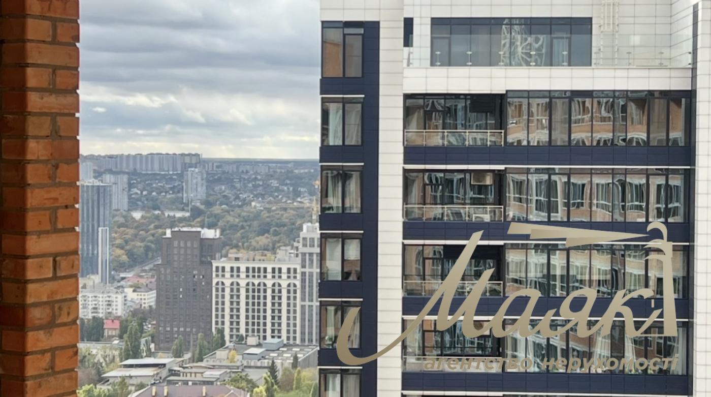 Продажа 4 комнатной квартиры в ЖК Maxima Residence,  ул. Коновальца, Печерск