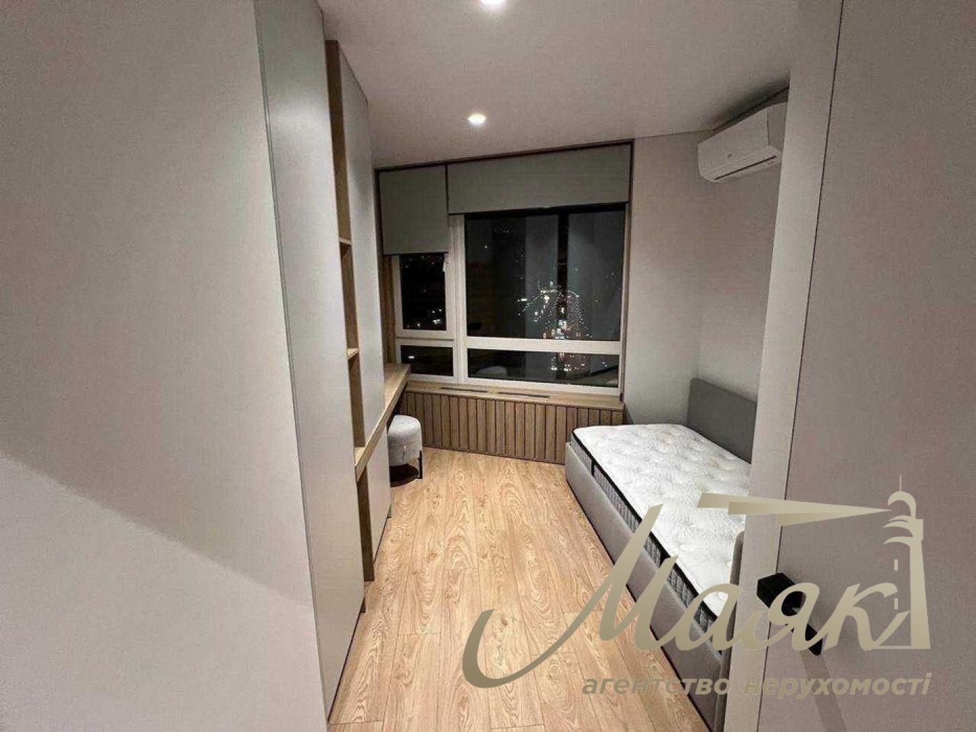 Продаж 2к квартири 65 кв.м у ЖК White Lines, просп. Голосіївський