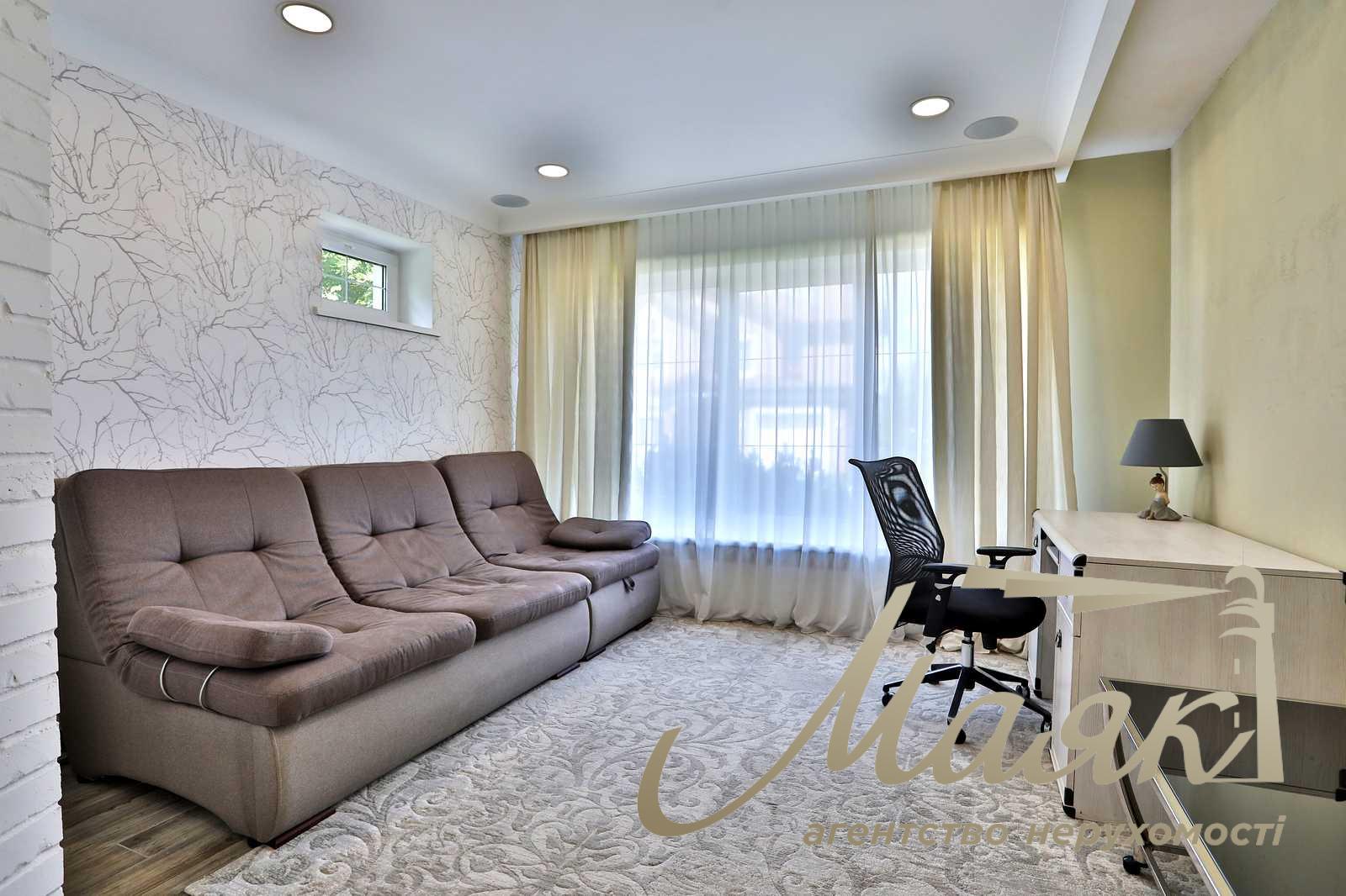 Оренда будинку площею 220 м² у котеджному містечку Green Hills, с. Віта-Поштова