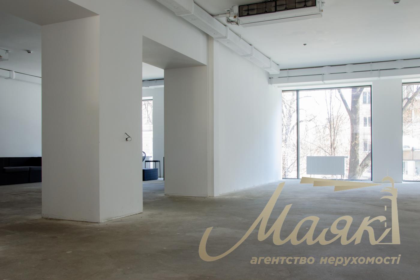 Commercial space for rent (643 m²) in the Infinity Business Center, Saksaganskogo Street, Downtown, Kyiv